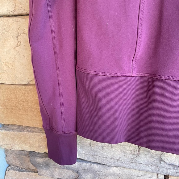 Lululemon maroon purple full zip actuve jacket Women’s 8 EUC - Picture 13 of 14